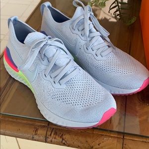 Nike Epic React Flyknit 2